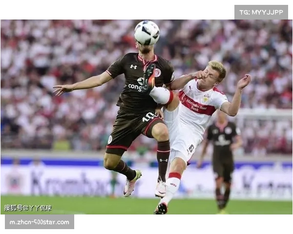 圣保利同样倾向三后卫阵型,本场或演变为中场绞杀战 圣保利同样倾向三后卫阵型,本场或演变为中场绞杀战