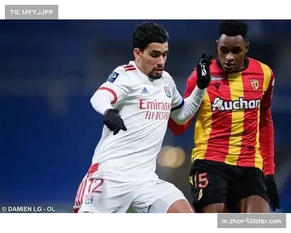 朗斯右路传中占比62%，压制图卢兹边路